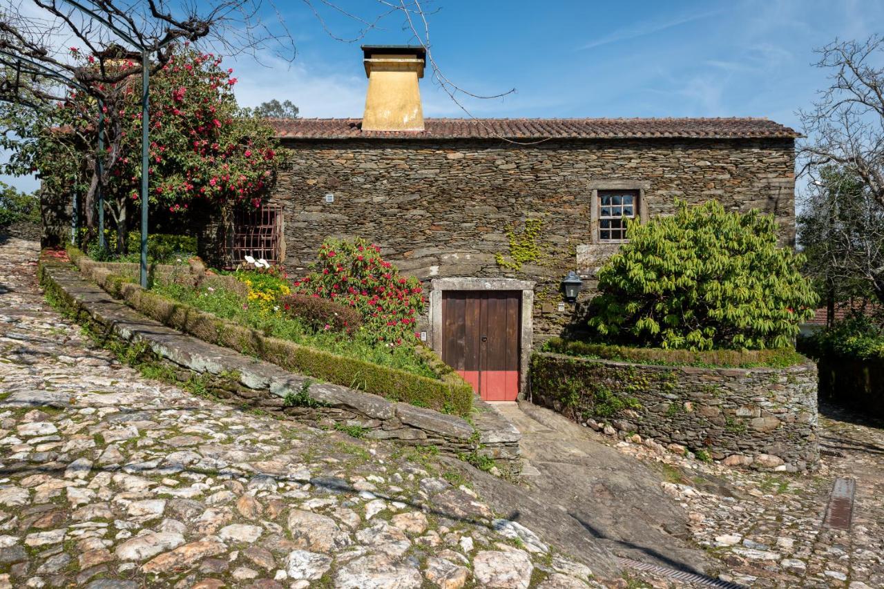 Quinta De Mouraes - Casa Do Xisto Guest House Lever Exterior photo