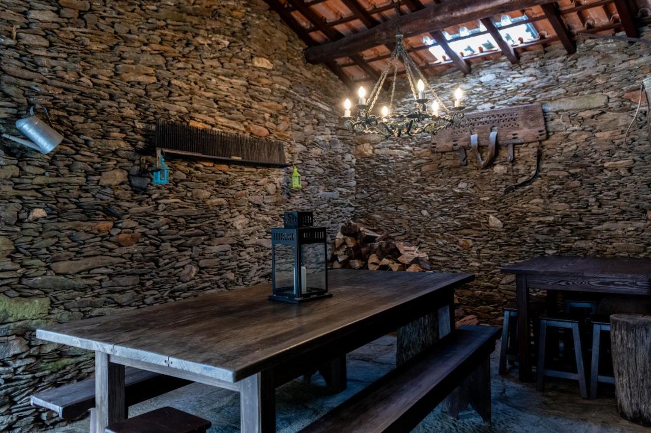 Quinta De Mouraes - Casa Do Xisto Guest House Lever Exterior photo